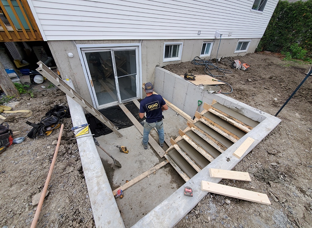 descente de sous-sol en béton à Saint-Bruno